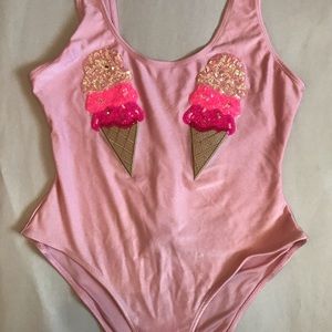 Body suit/ bathing suit